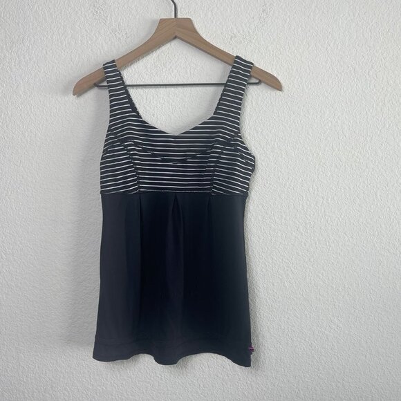 Lululemon Tame Me Tank Top – Size 6 – Black/White Striped – Style W1E66S - Picture 4 of 10
